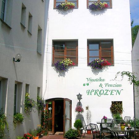 Penzion A Vinoteka Hrozen Кромержиж Экстерьер фото